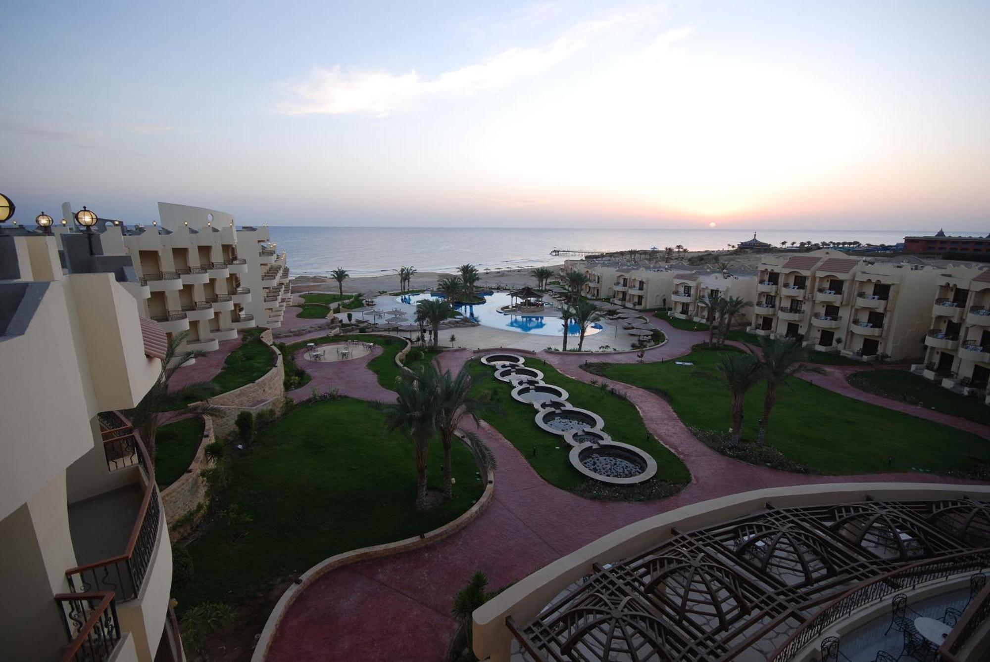 Life Resorts Coral Hills Beach & Spa El Qoseir Extérieur photo